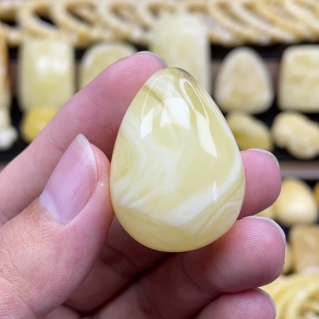 琥珀未镶嵌裸石琥珀蜜蜡