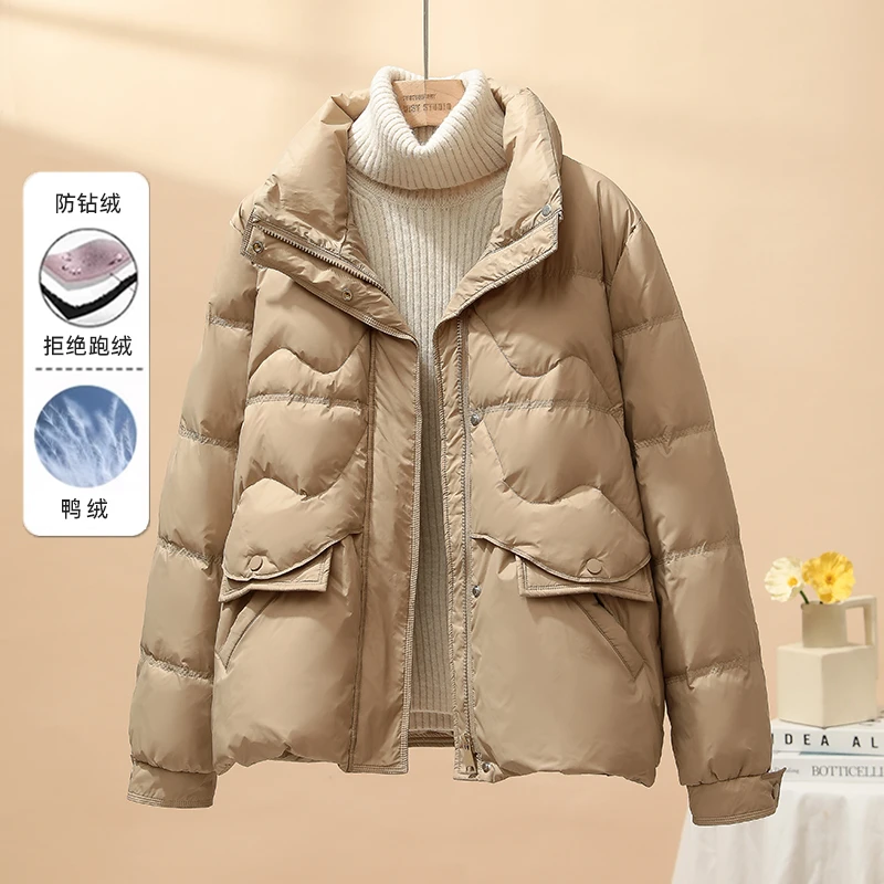 2025冬保暖轻薄羽绒服大码女短款立领休闲百搭时尚舒适羽绒外套潮