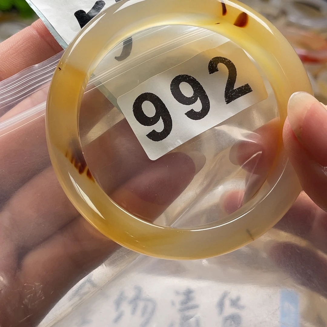 手镯玛瑙/玉髓未镶嵌