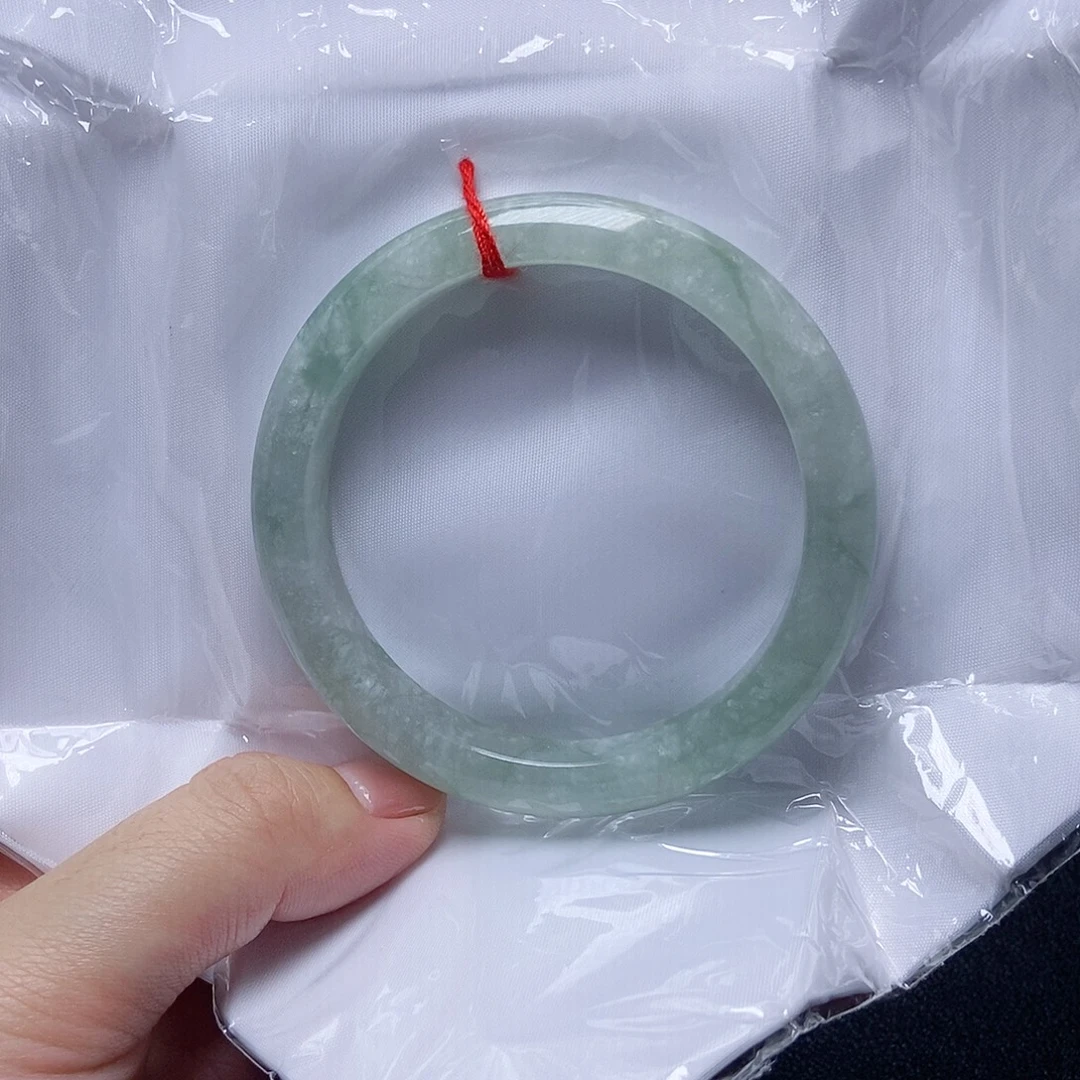 翡翠未镶嵌手镯58.6圈18