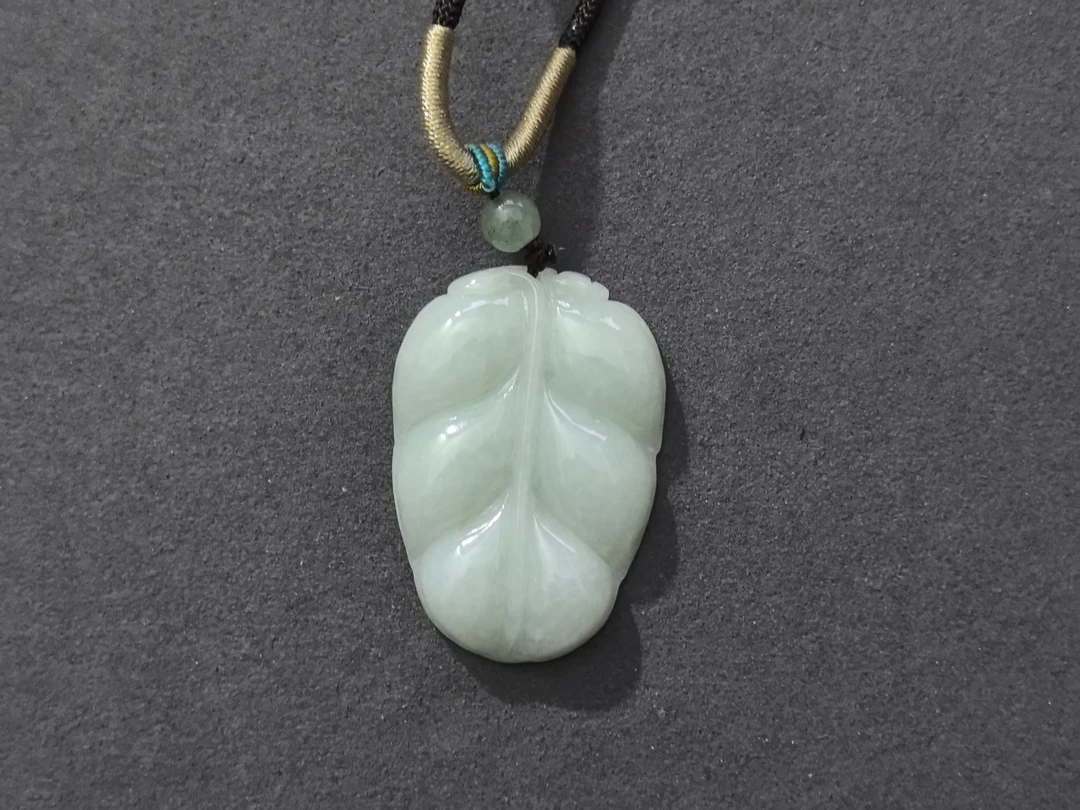 天然翡翠a货吊坠