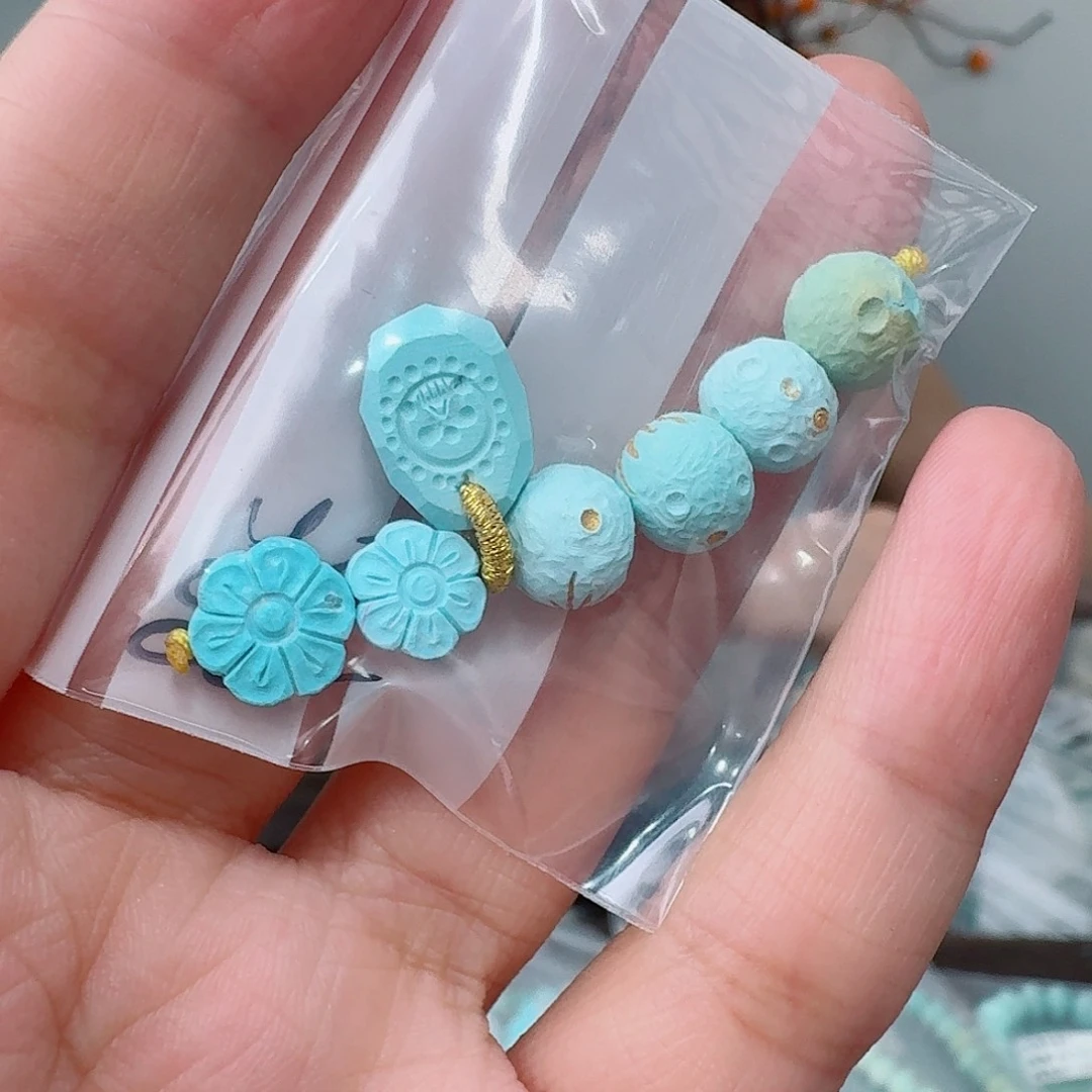 未镶嵌绿松石珠宝奇石