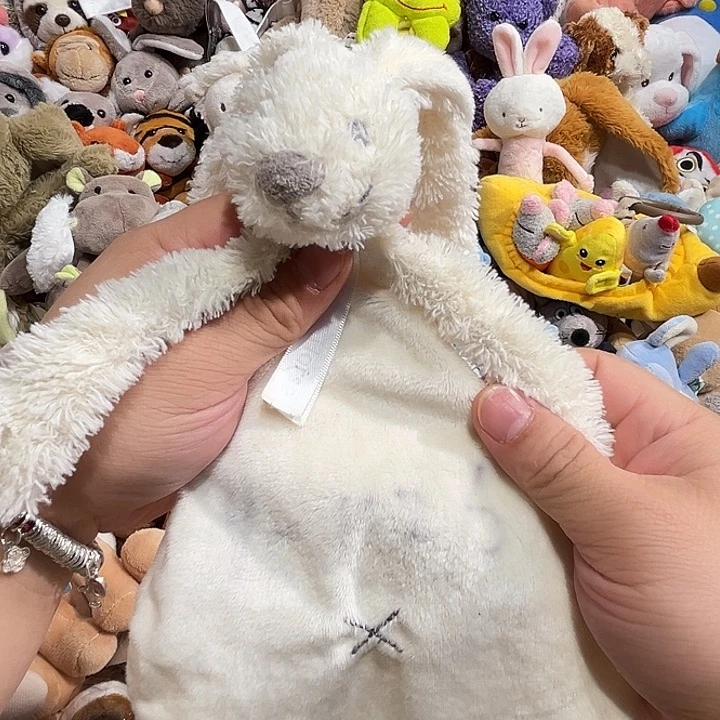 毛绒安抚巾瑕疵哈哈