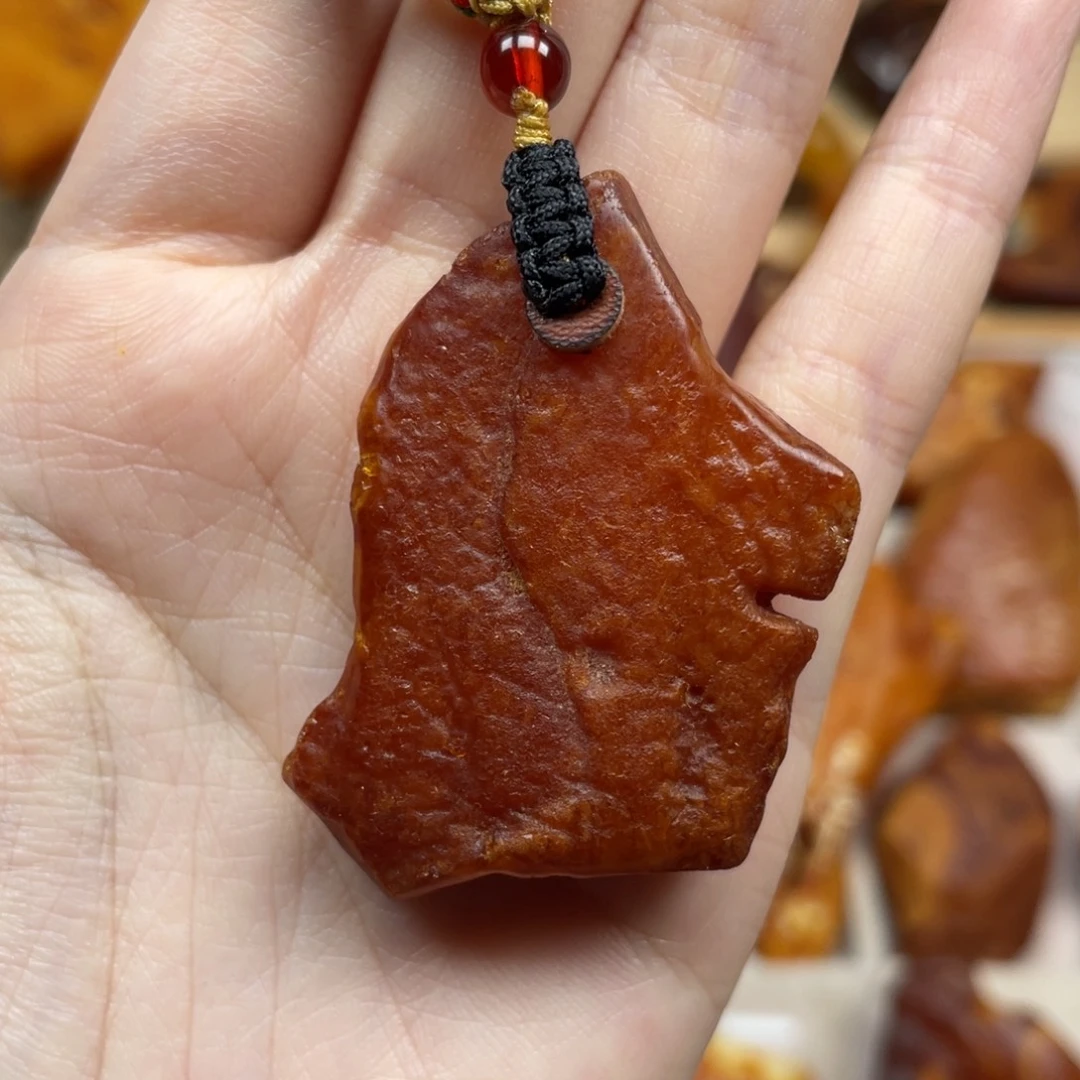 琥珀未镶嵌珠宝奇石