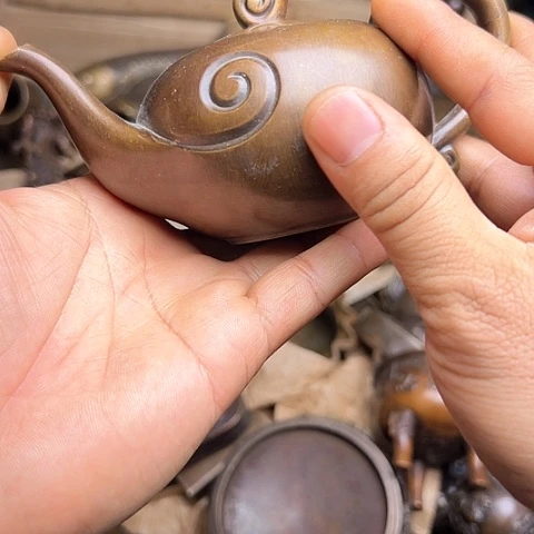 铜制工艺摆件把玩