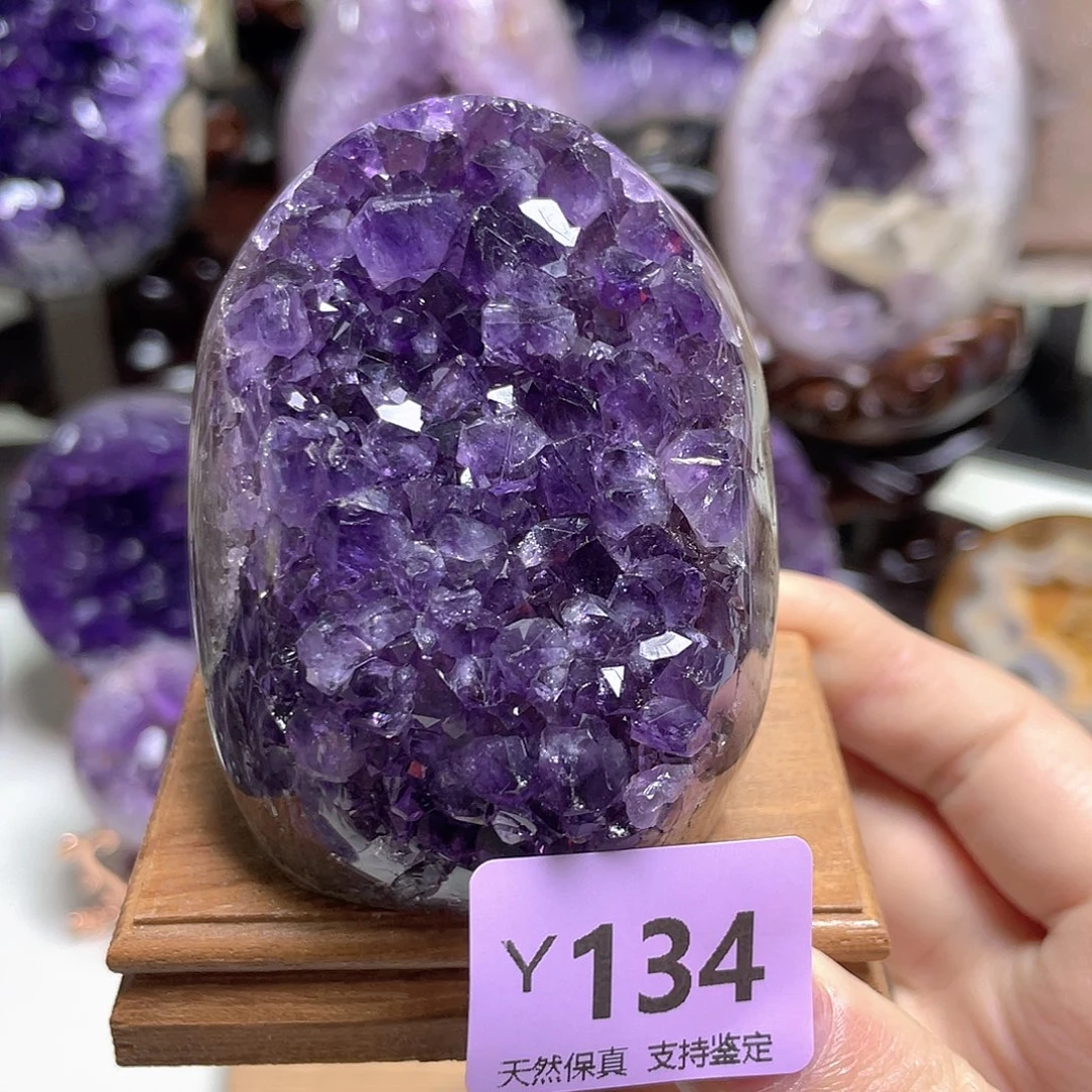 紫晶未镶嵌珠宝半成品