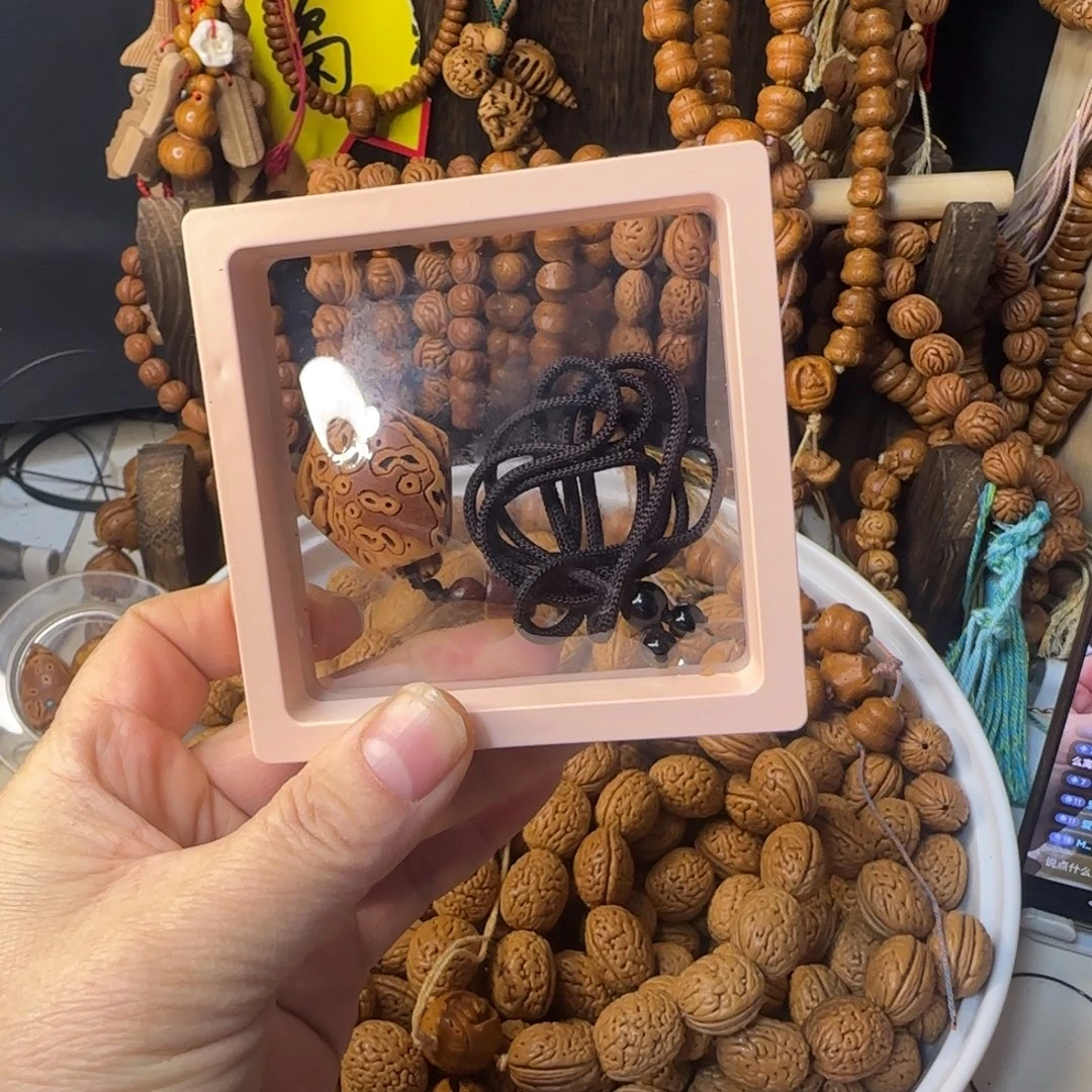 爱***多桃核手串桃核盾牌的