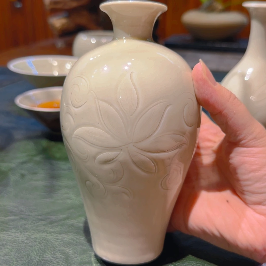 全手仿古胎釉  梅瓶 17.5高 6666666