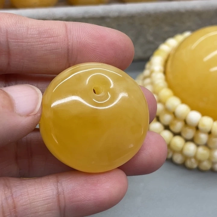 琥珀未镶嵌裸石蜜蜡