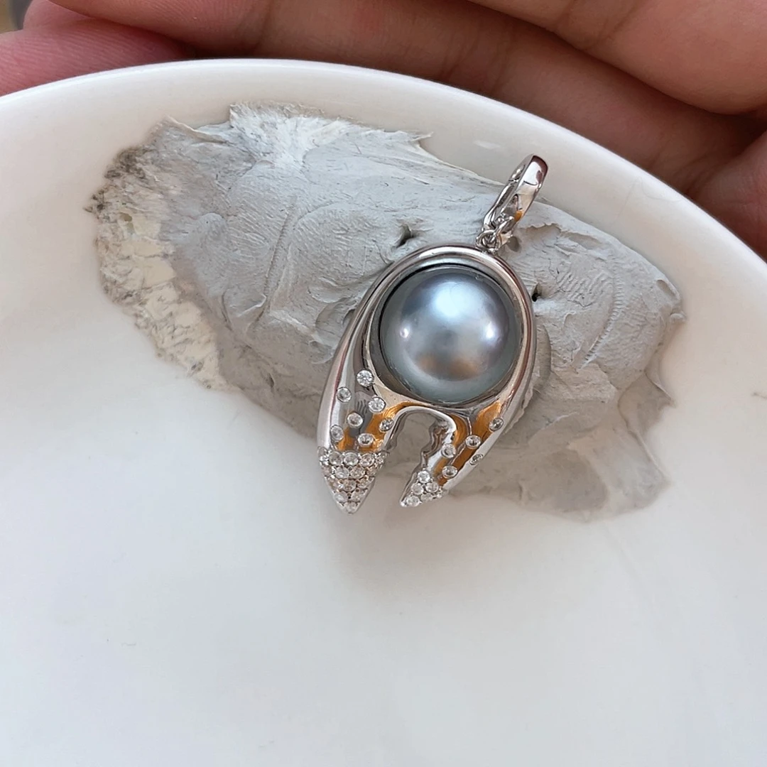 银S925镶嵌海水珍珠颈饰