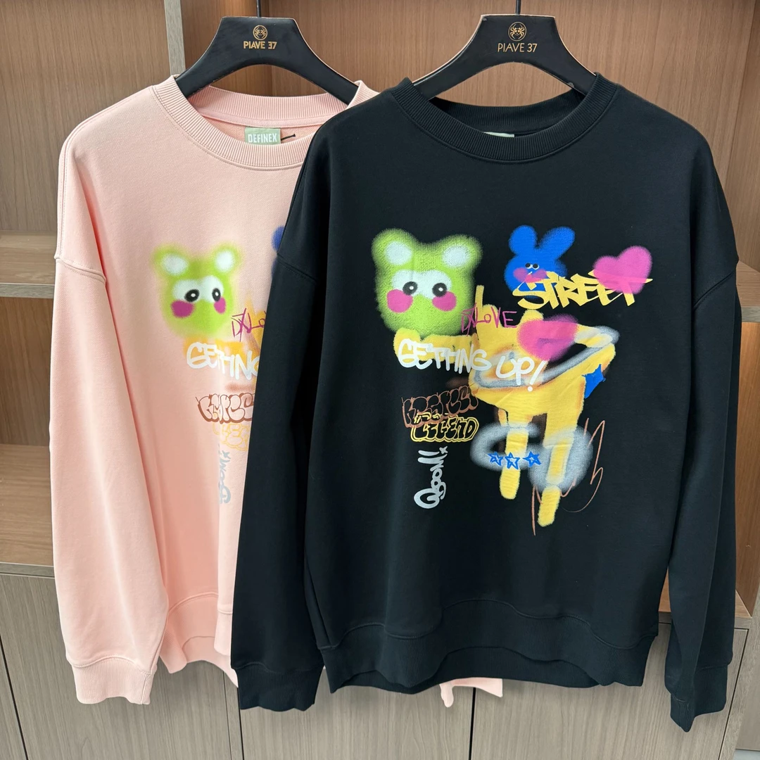 春秋男女同款两色圆领卡通印花卫衣D43W02010103