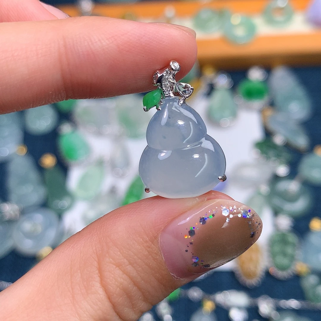 吊坠(不含链)18K金镶嵌翡翠