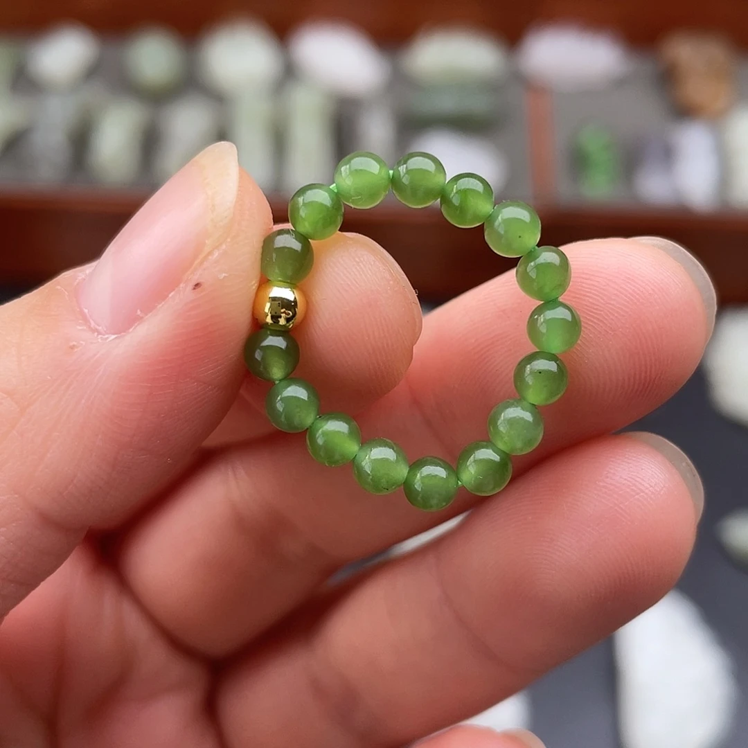 和田玉未镶嵌颈饰碧玉小米珠戒指