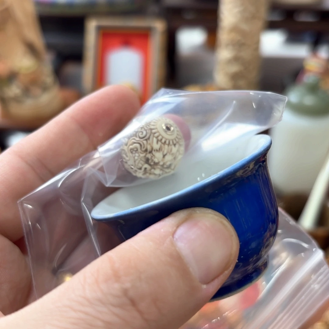 玉***玺瓷片雕刻精美精致