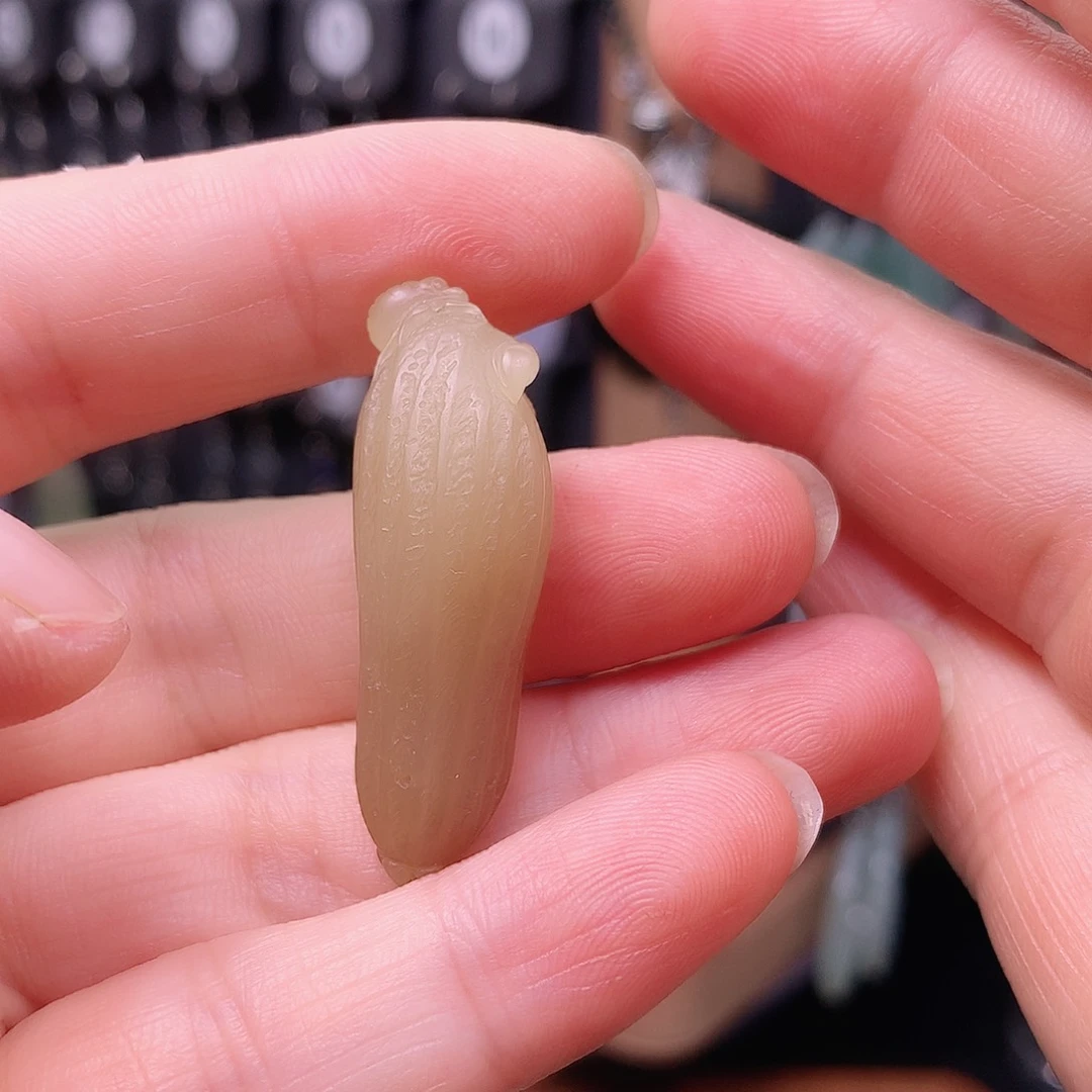 和田玉（糖玉）未镶嵌颈饰有***z
