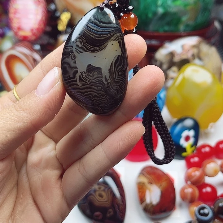 玛瑙/玉髓未镶嵌耳环