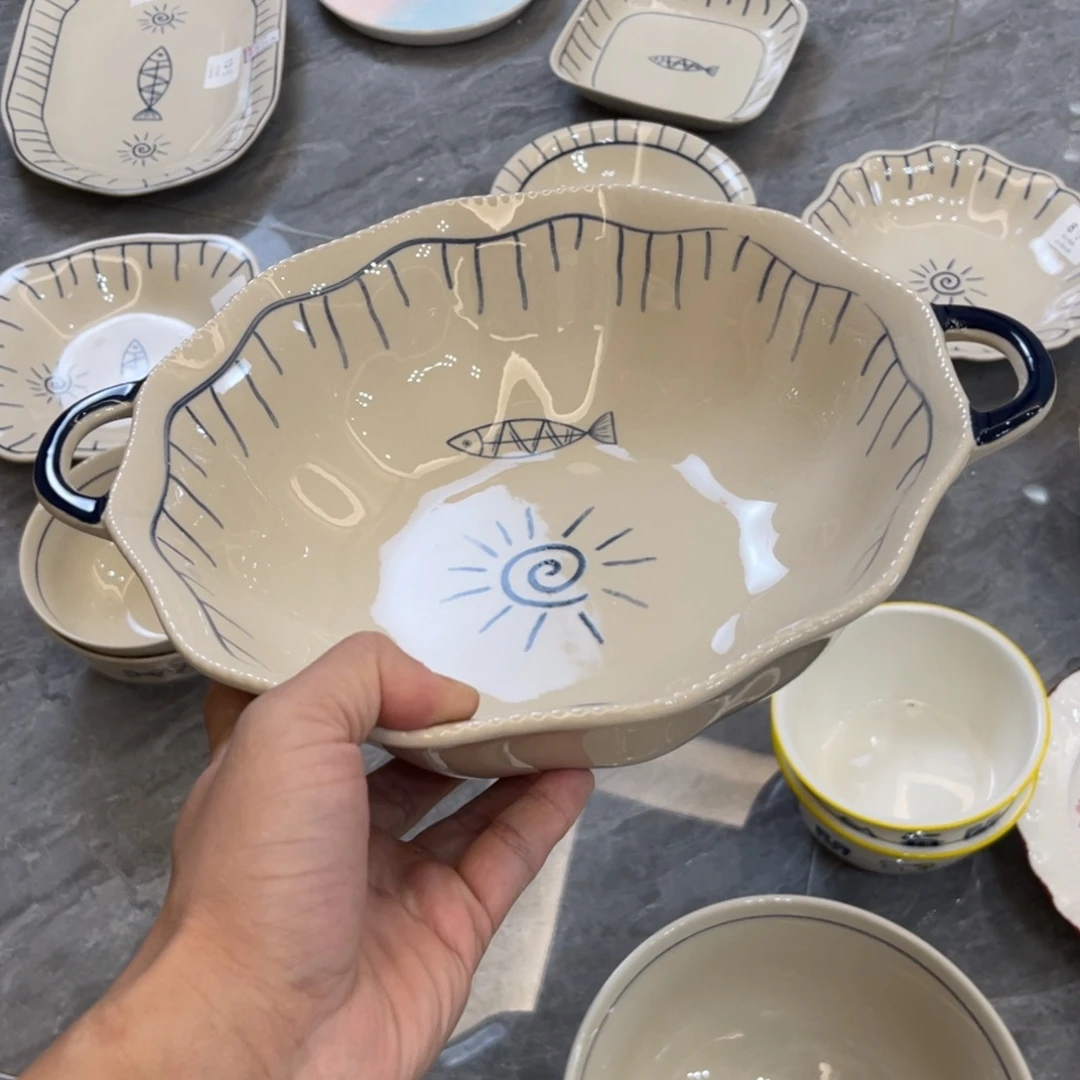 陶瓷微瑕餐具介意勿拍，满18飞！
