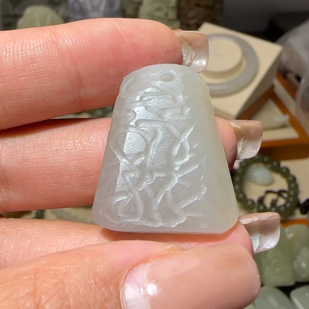 和田玉（糖玉）未镶嵌颈饰