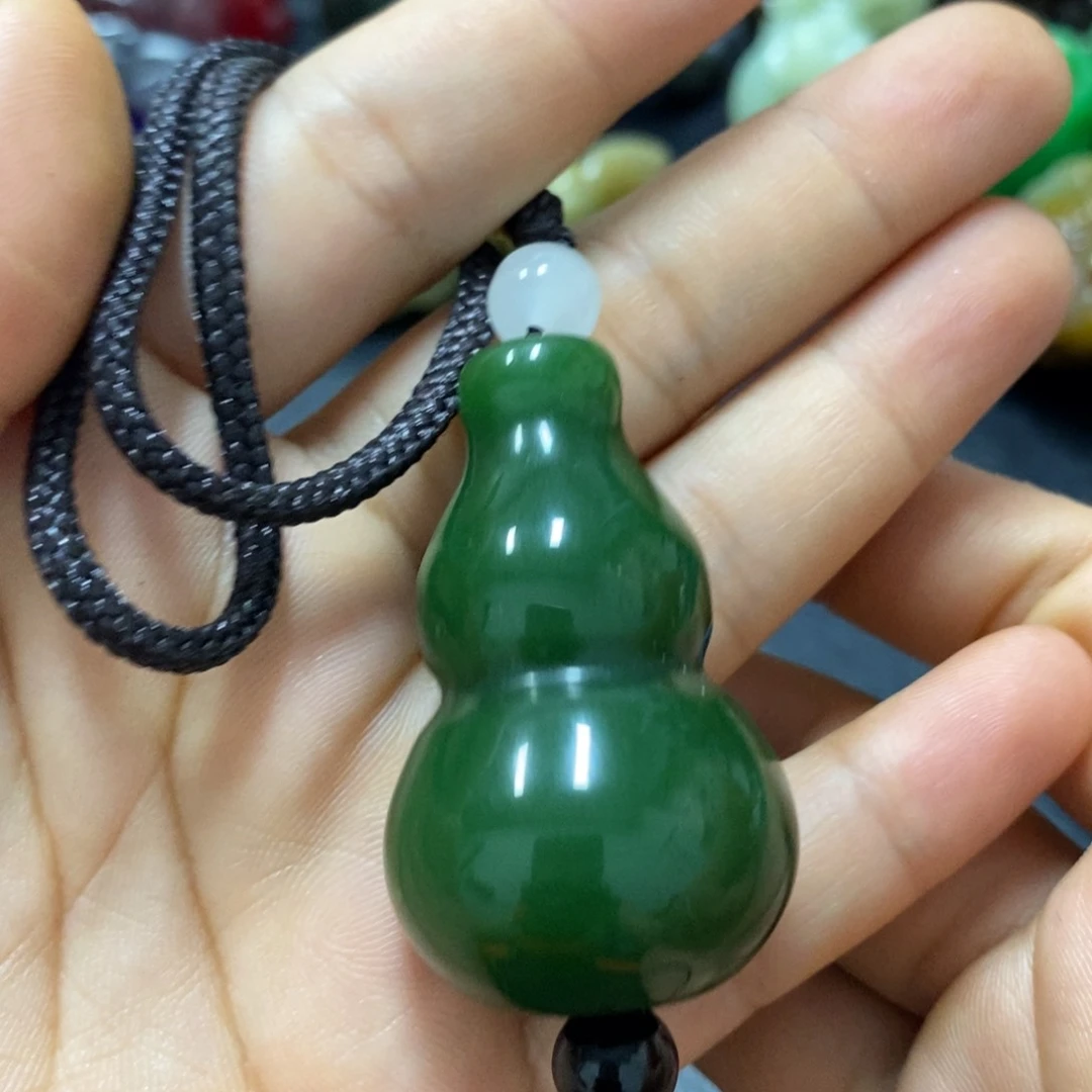 白玉菩提吊坠摆件