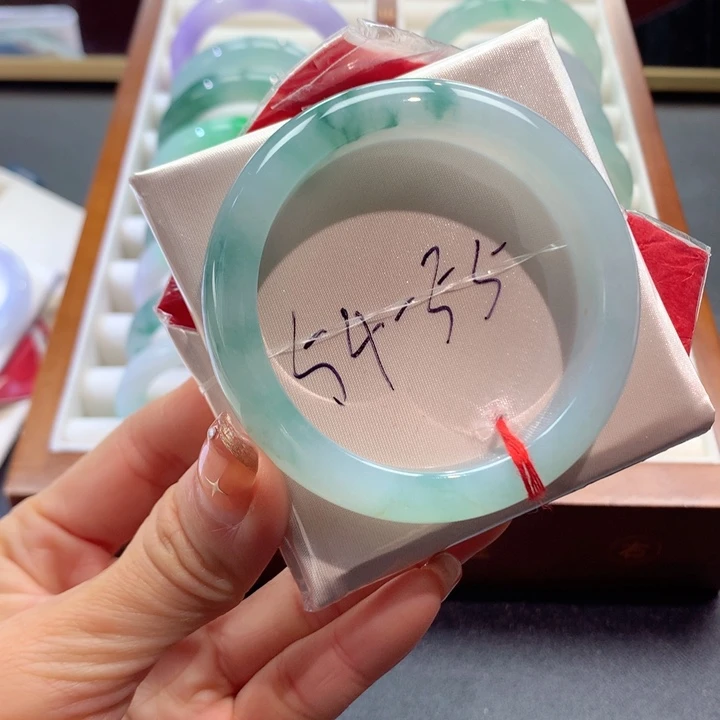 未镶嵌手镯翡翠1号