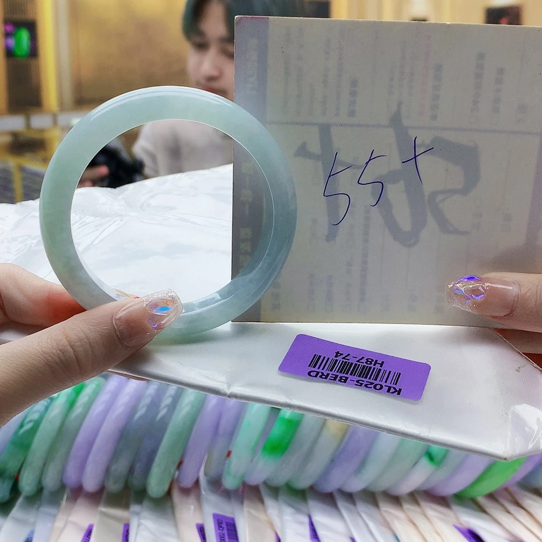 翡翠未镶嵌手镯ghh