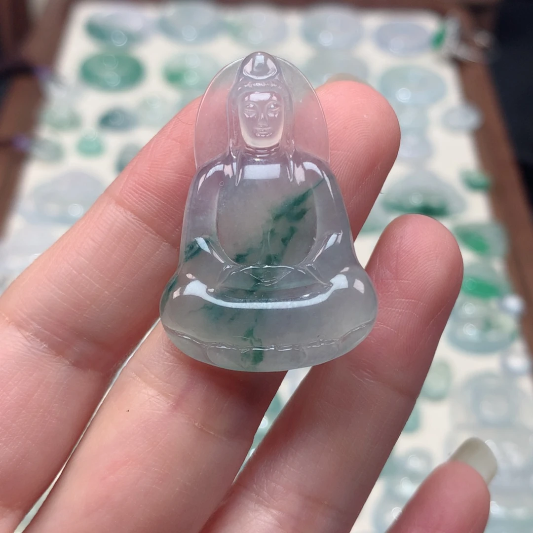 翡翠未镶嵌颈饰冰种飘花素衣观音