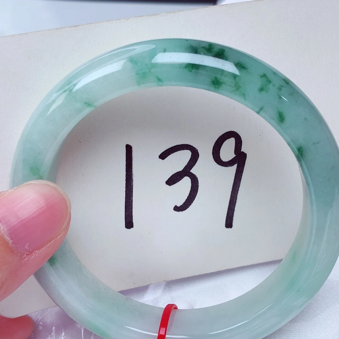 翡翠未镶嵌手镯翡翠