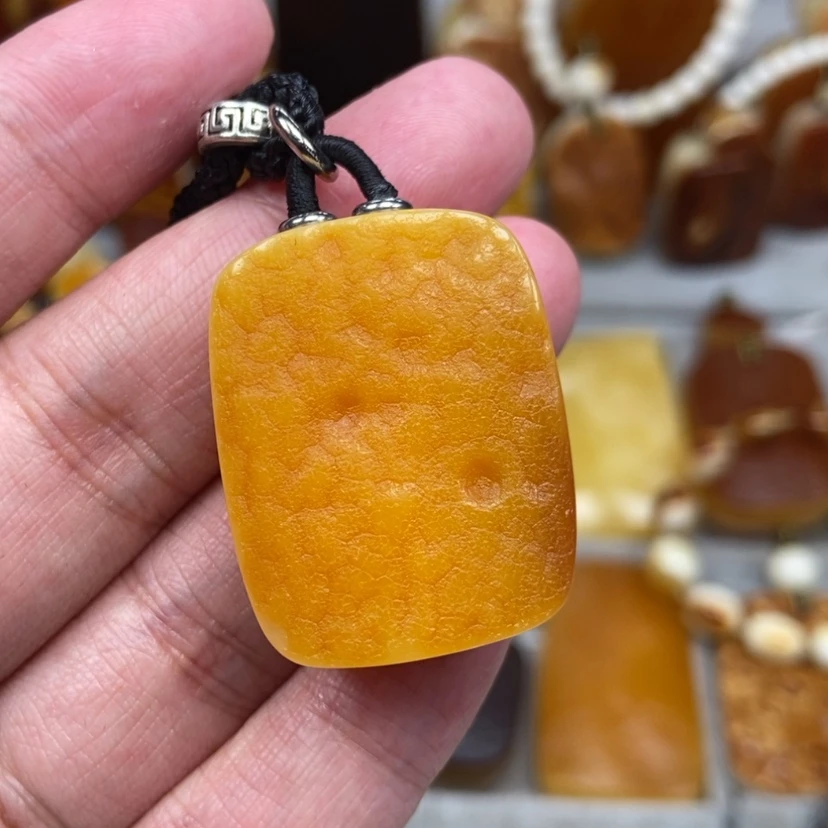 【闪购商品】未镶嵌颈饰琥珀