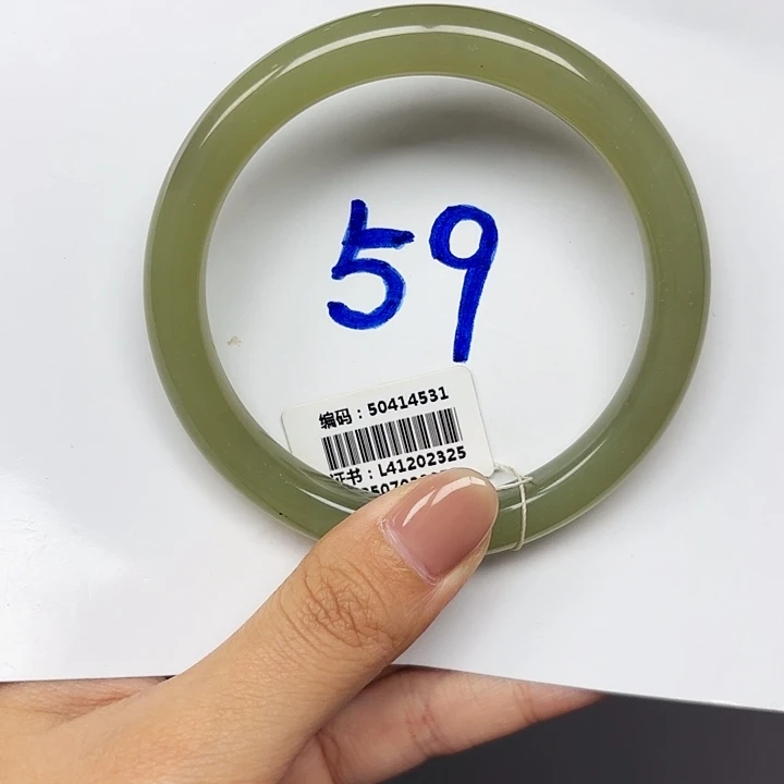和田玉未镶嵌手镯4531