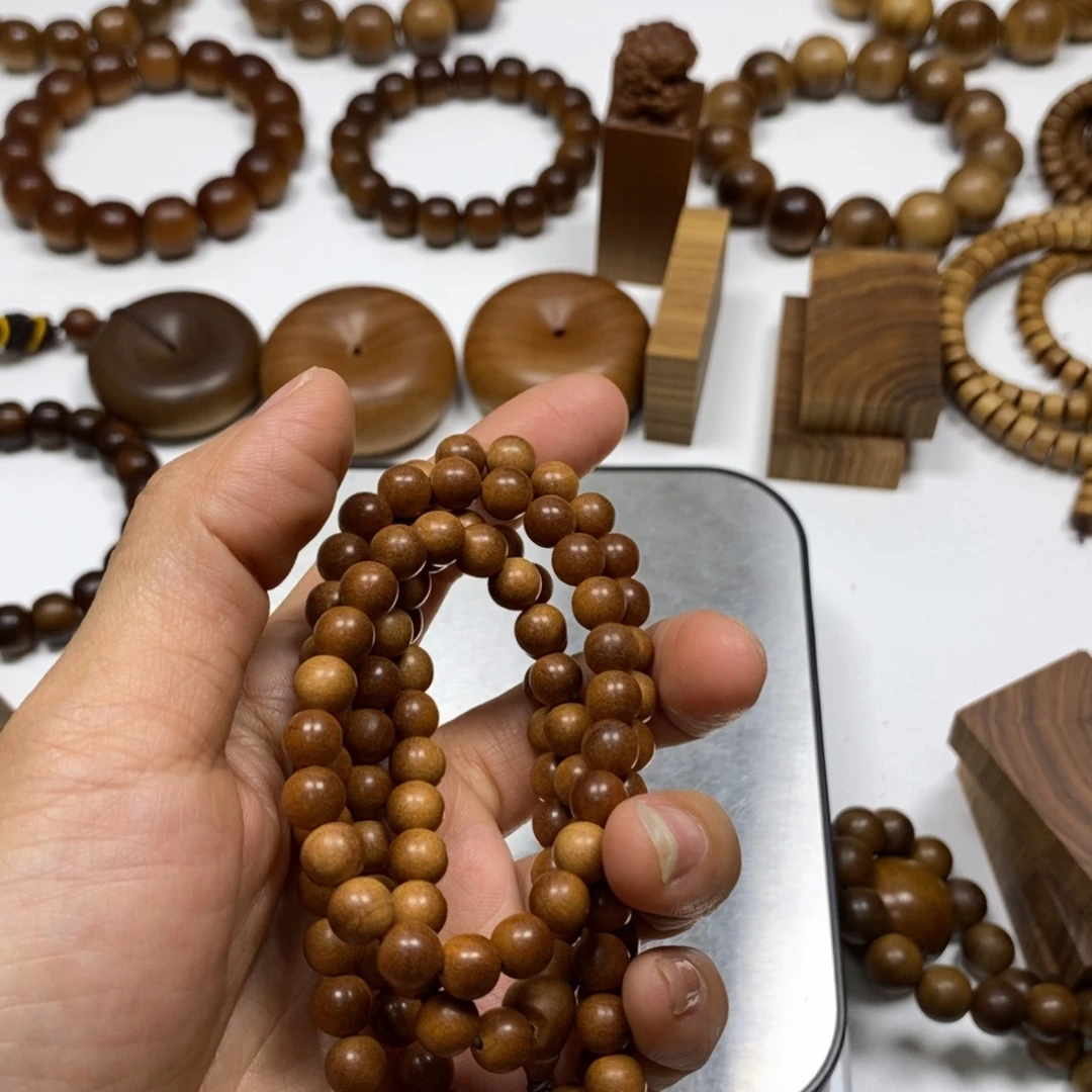 檀香木泓**潫老山檀香0.8水阴沉奶香差价