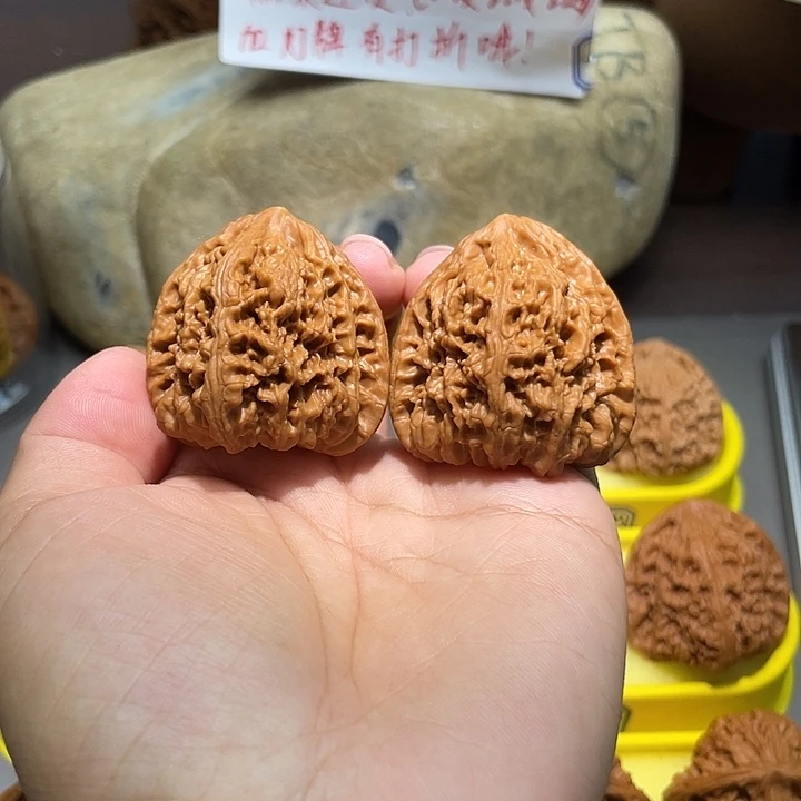 把件文玩核桃20号，41尺全品三角疆