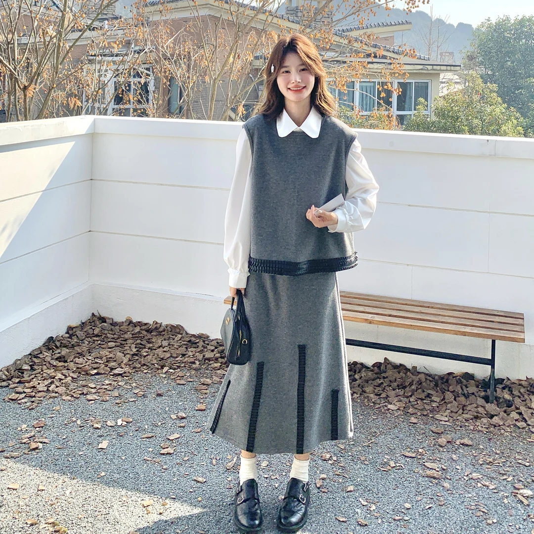 灰色高级感马甲套装裙女2025春新款法式气质显瘦衬衫半身裙三件套