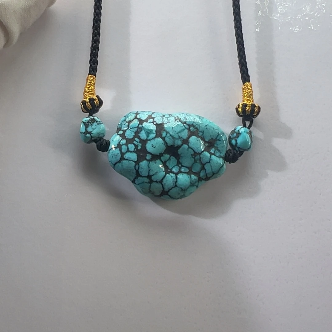 绿松石未镶嵌挂件