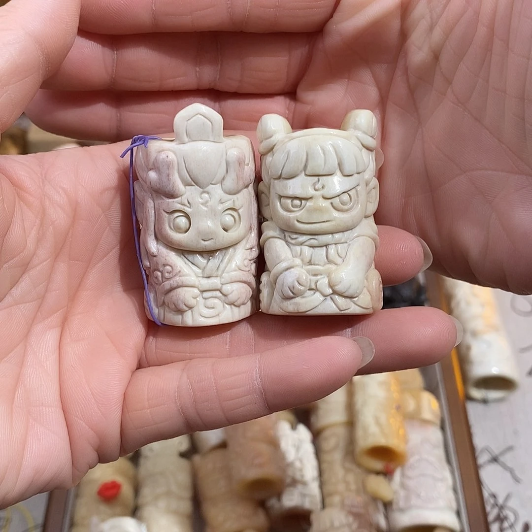 鹿骨把件M14哪吒一对