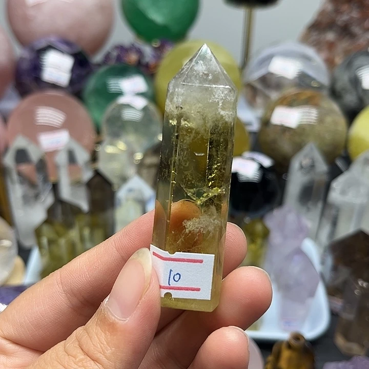 未镶嵌珠宝半成品水晶37克黄水晶柱