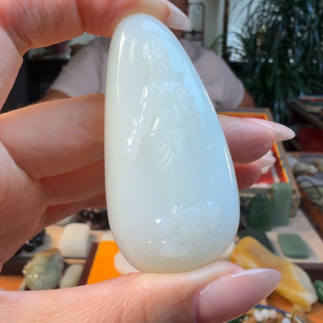 和田玉未镶嵌挂件懒****影