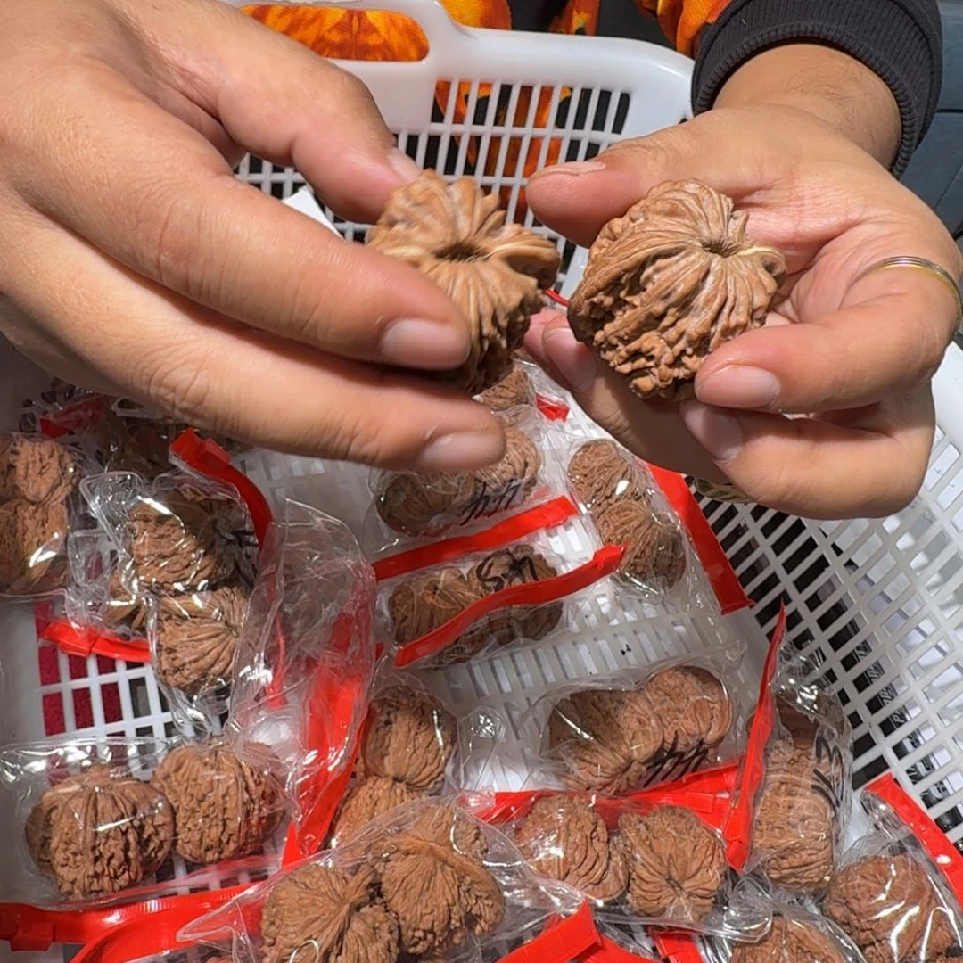 把件文玩核桃630号全品四座楼