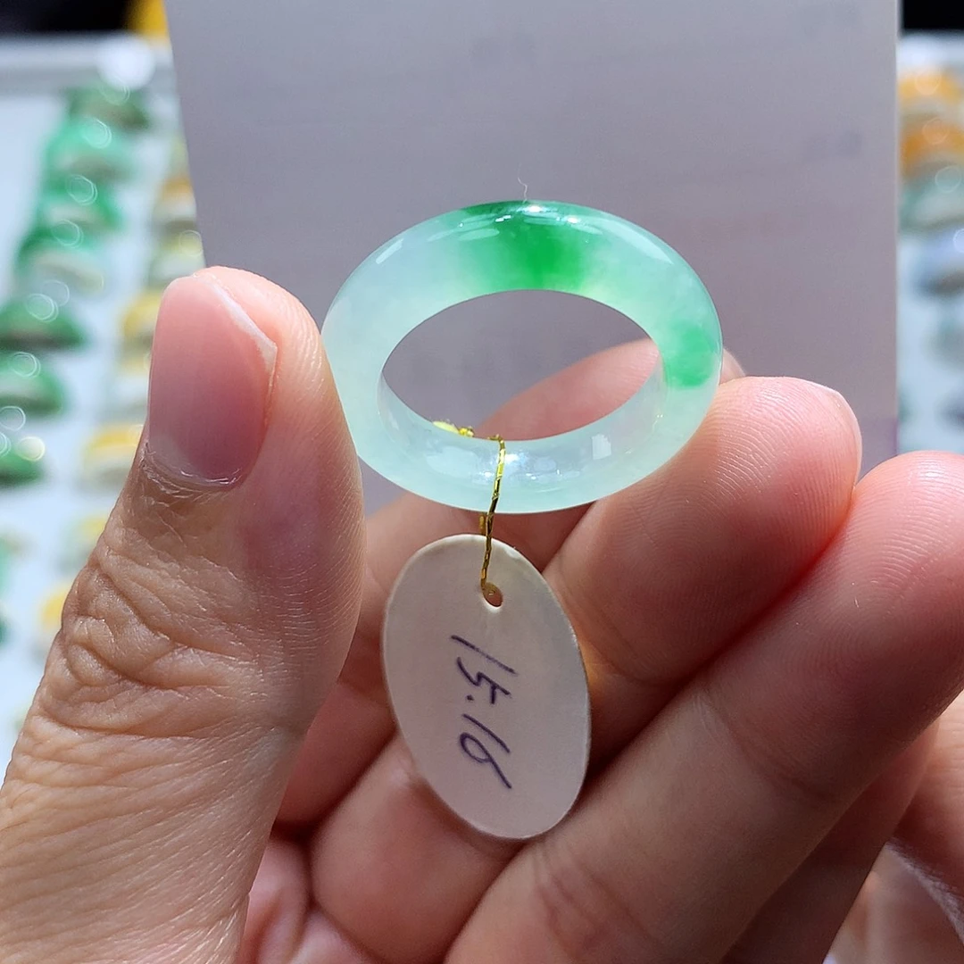 翡翠戒指未镶嵌1516圈
