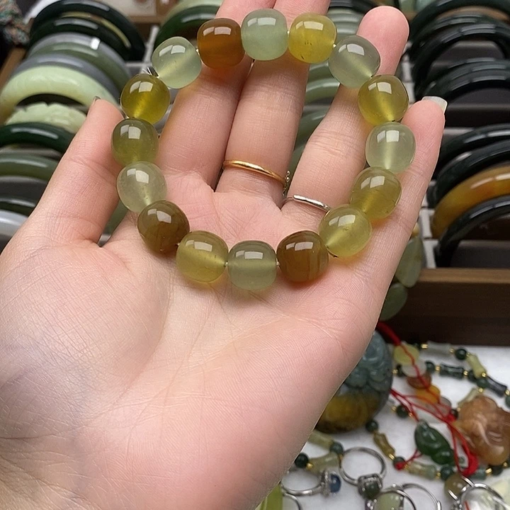 未镶嵌蛇纹石玉手链