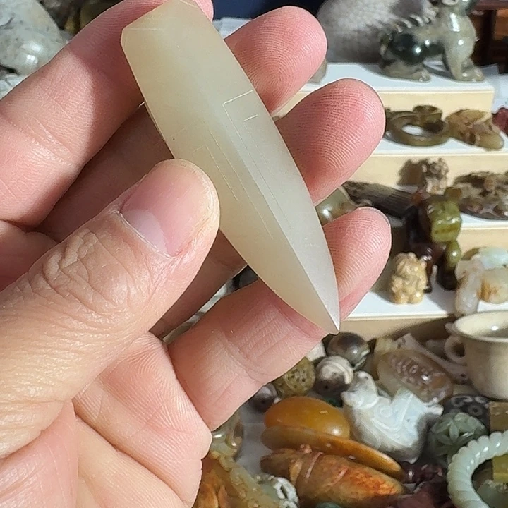 夏***軍陶摆件瓷器等艺术作品多次参加