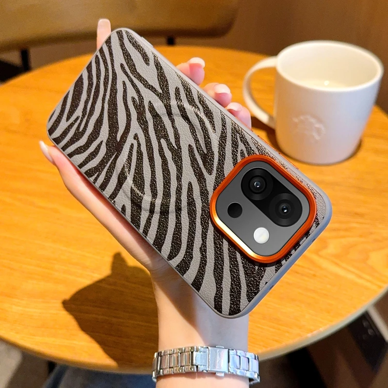 适用于一加13T手机壳新款1+13t磁吸斑马纹创意皮纹素皮金属镜头圈