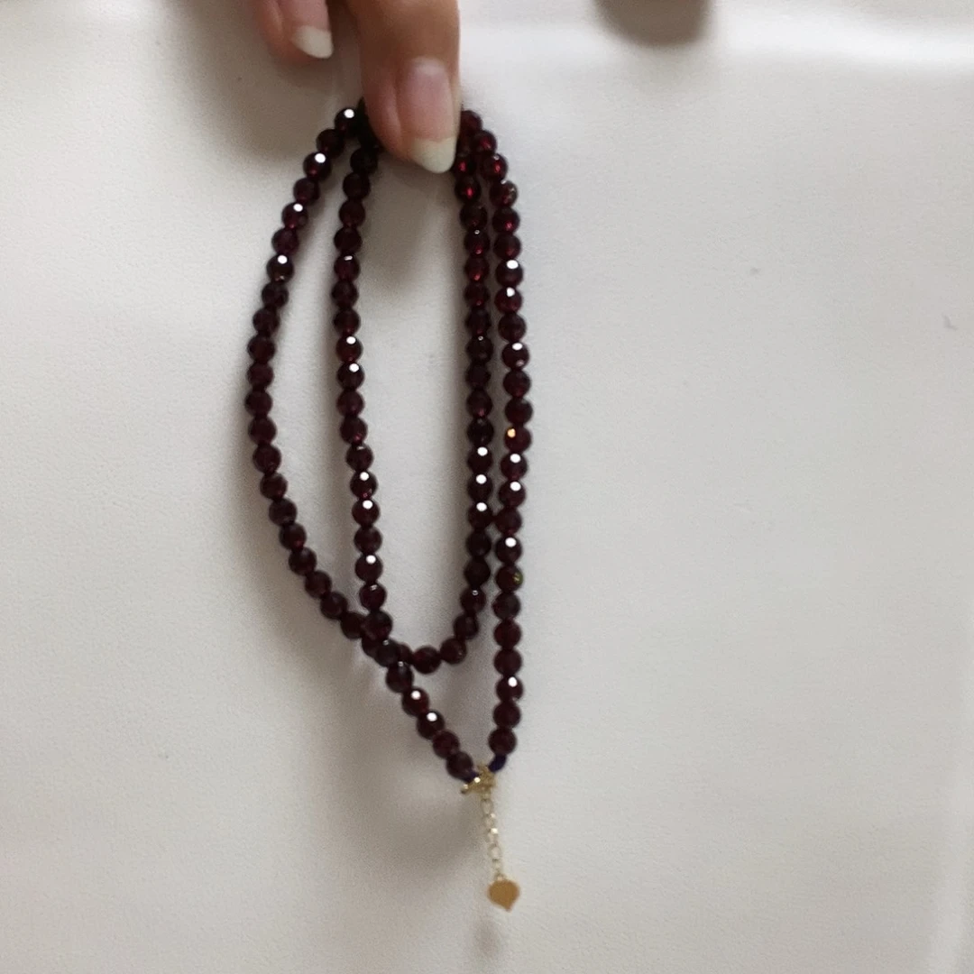 18K金镶嵌颈饰石榴石简单