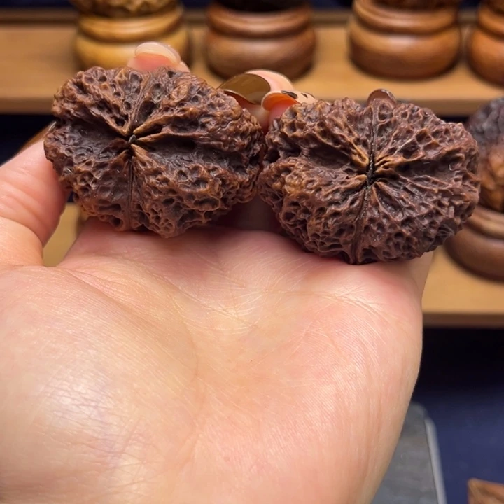 吊坠文玩核桃鳄鱼头