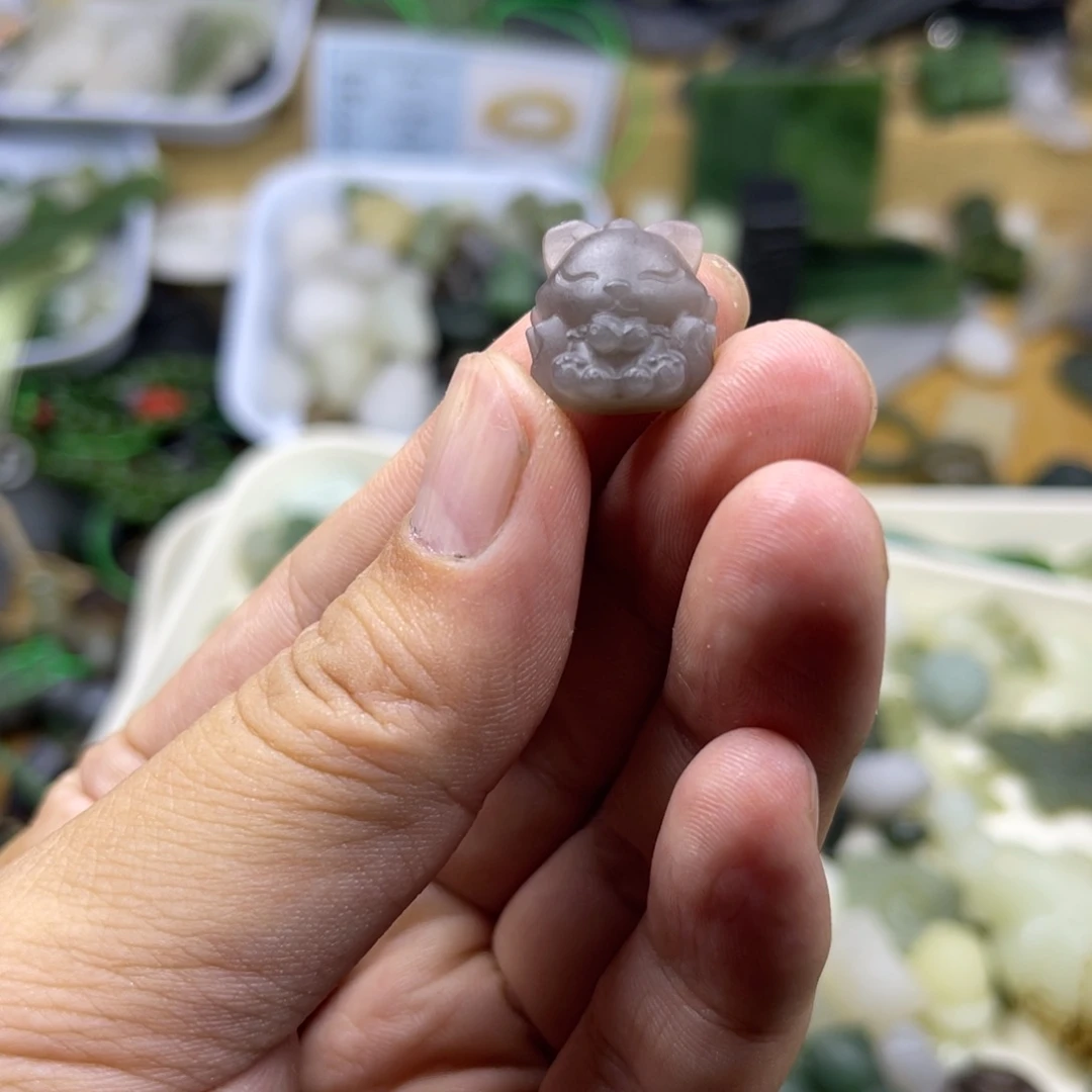 和田玉未镶嵌颈饰張*肉