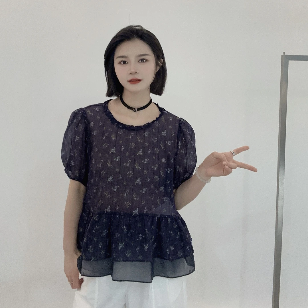 LMM 8920 碎花泡泡袖衬衣女夏季新款木耳边圆领宽松显瘦轻薄洋气