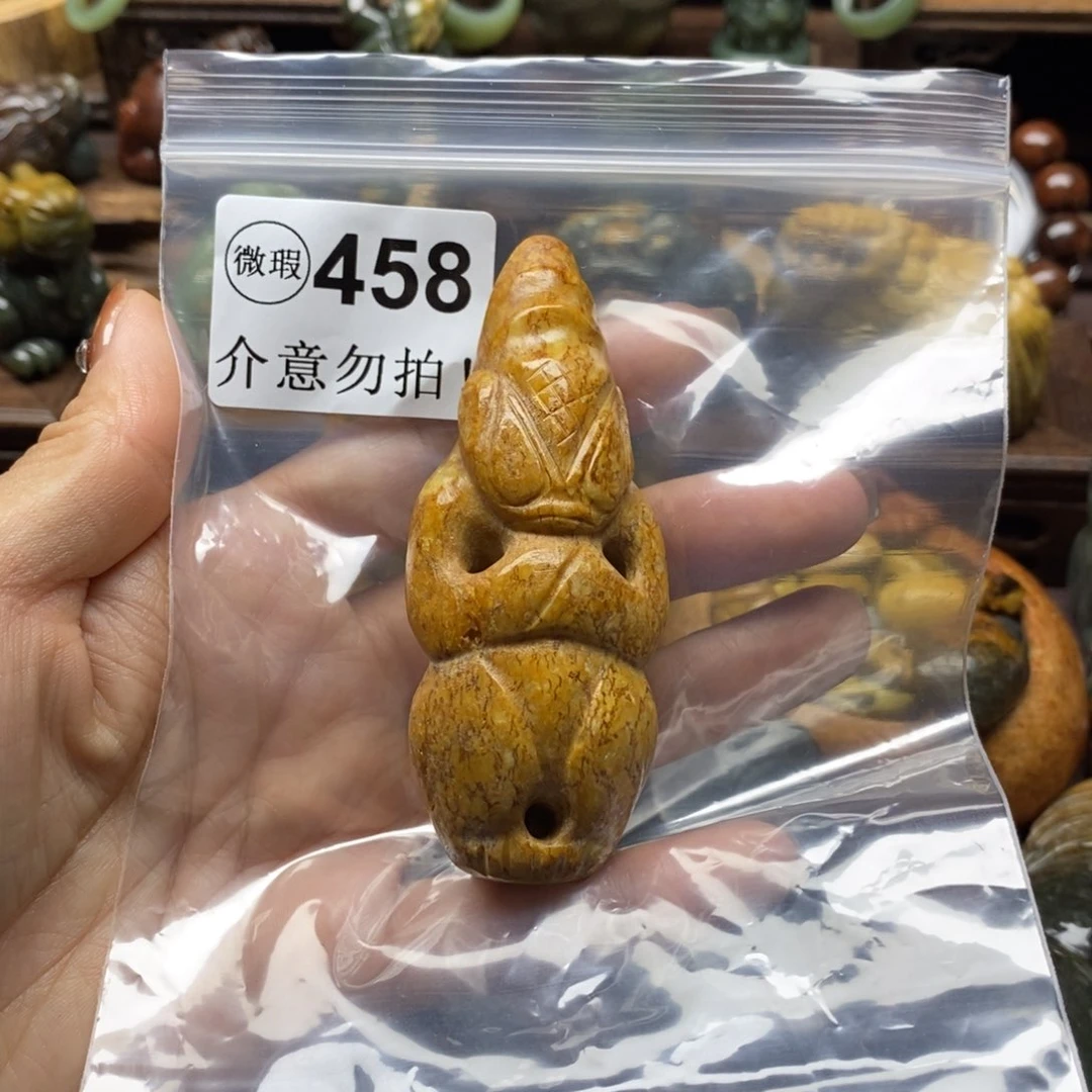 未镶嵌岫岩河磨玉（透闪石质玉）把件用****7