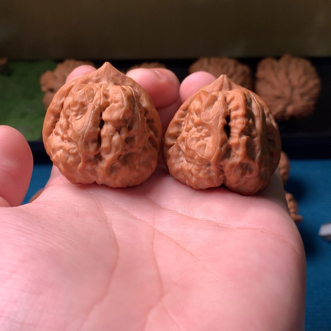 把件文玩核桃不***凡40蛤蟆头