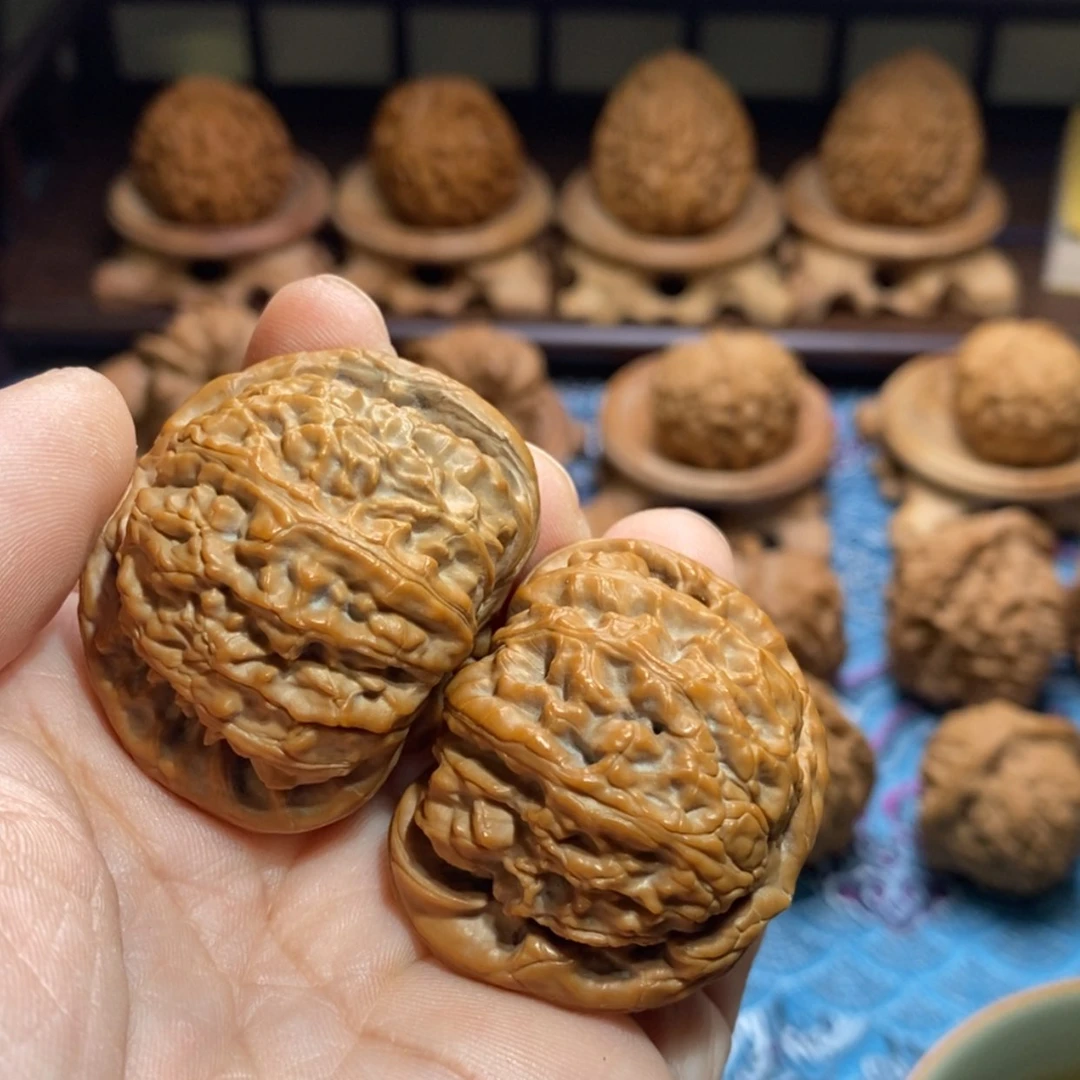 【闪购商品】文玩核桃吊坠宝****缆闷白