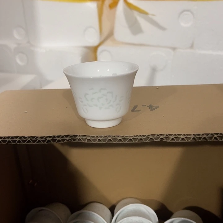 瓷片牡丹玲珑小茶杯6个，包邮