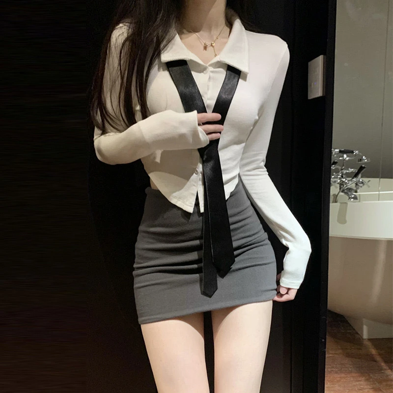 【做我的猫】性感火辣纯欲风制服辣妹短裙外穿